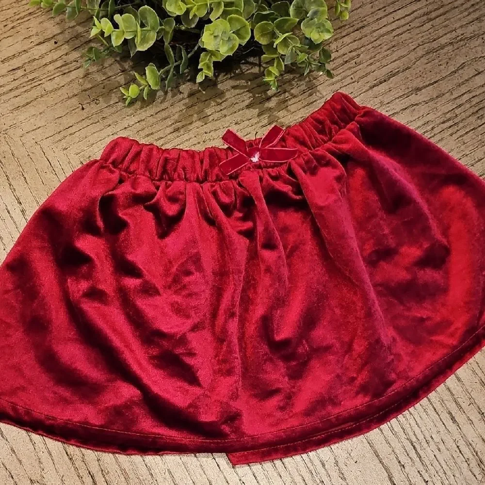 Red Velvet Skirt Size 5/6